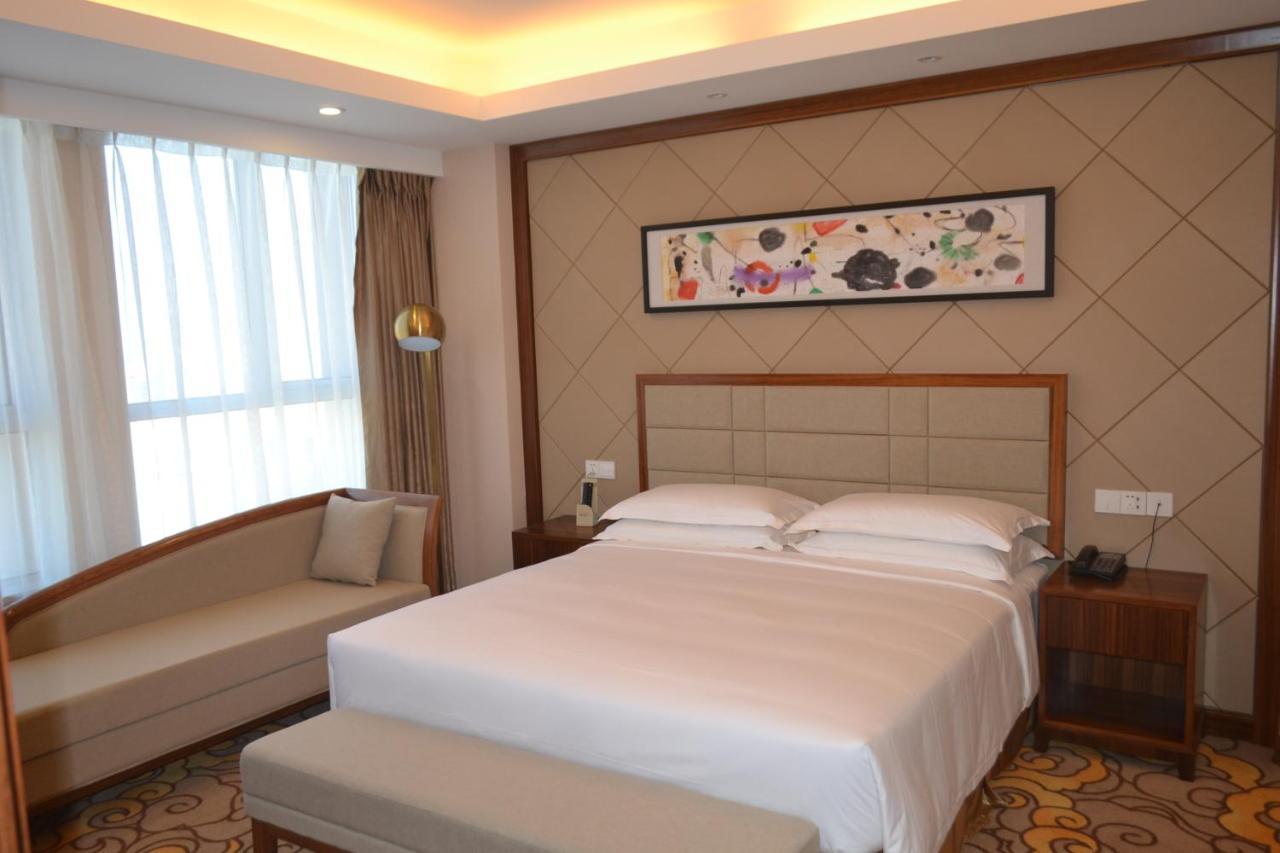 Hotel Kaloum Konakry Zewnętrze zdjęcie