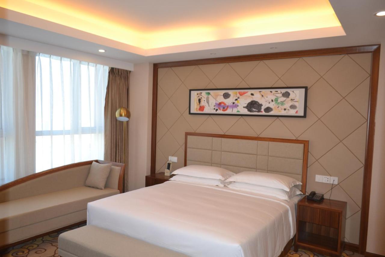 Hotel Kaloum Konakry Zewnętrze zdjęcie